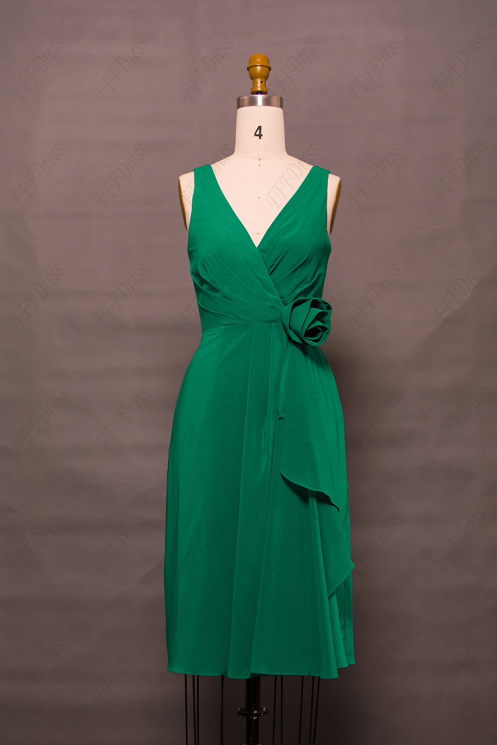 Emerald green short bridesmaid dress knee length