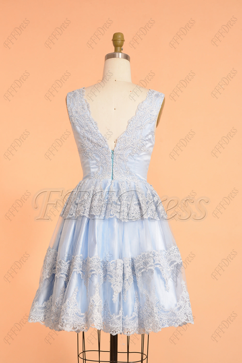 Light Blue Pretty Lace Short Prom Dresses