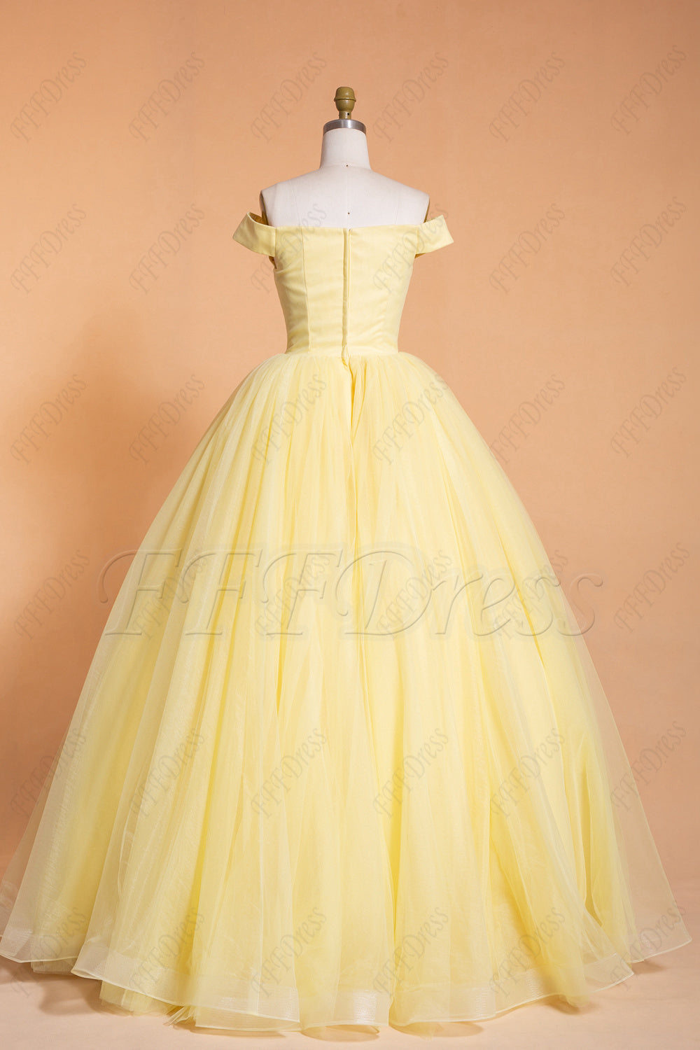 Off the shoulder yellow vintage ball gown prom dresses long