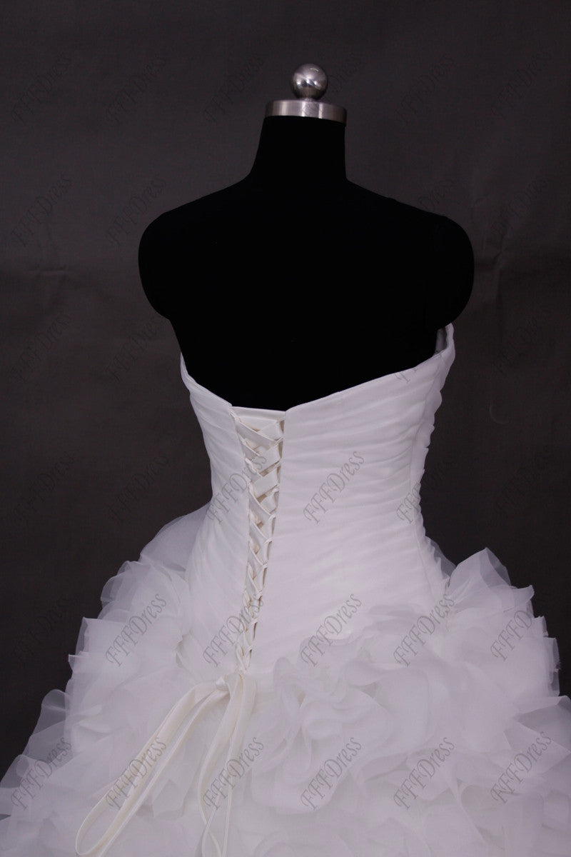 Sweetheart ball gown ruffles wedding dress