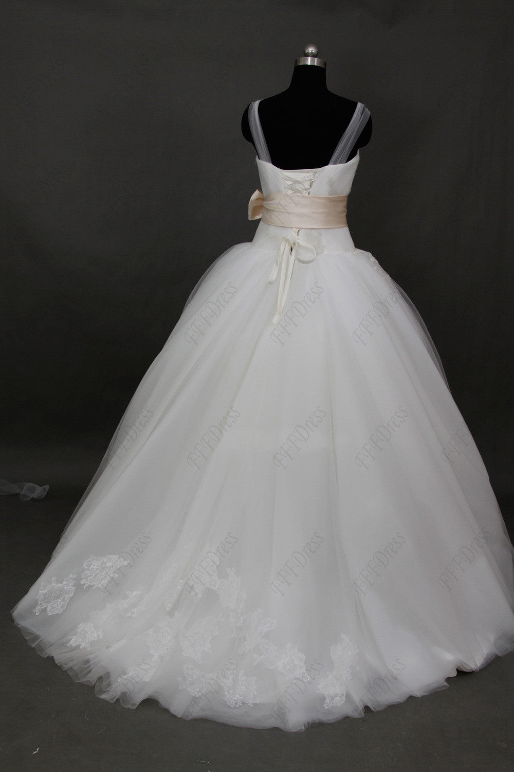 Sweetheart Beaded Princess Wedding dresses with straps