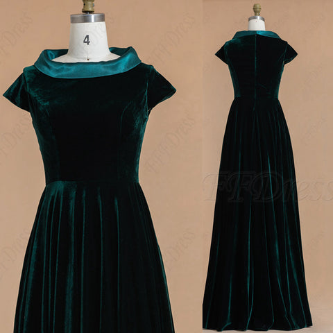 Dark Green Velvet Modest Bridesmaid Dresses Vintage