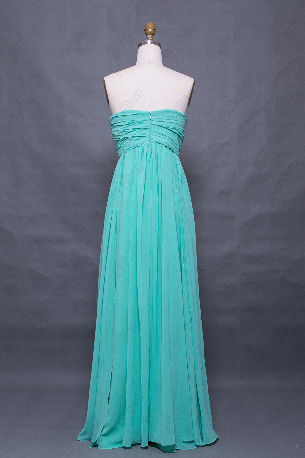 Sweetheart mint bridesmaid dresses for spring and summer wedding