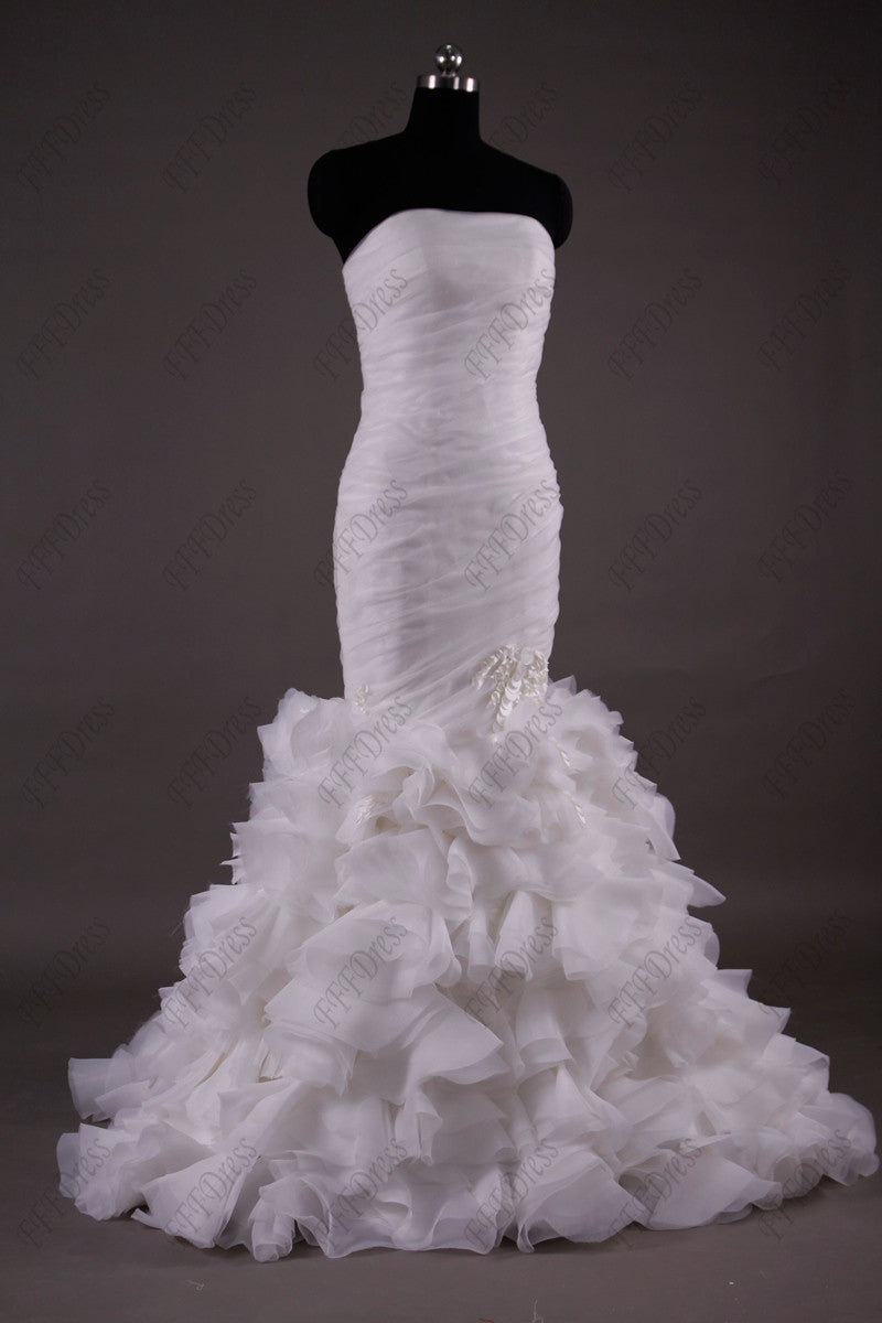Mermaid tiered ruffles wedding dress with hand made pedals