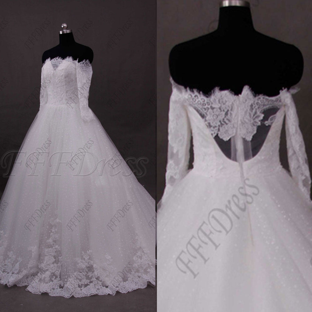 Ball gown off the shoulder lace wedding dresses with sleeves